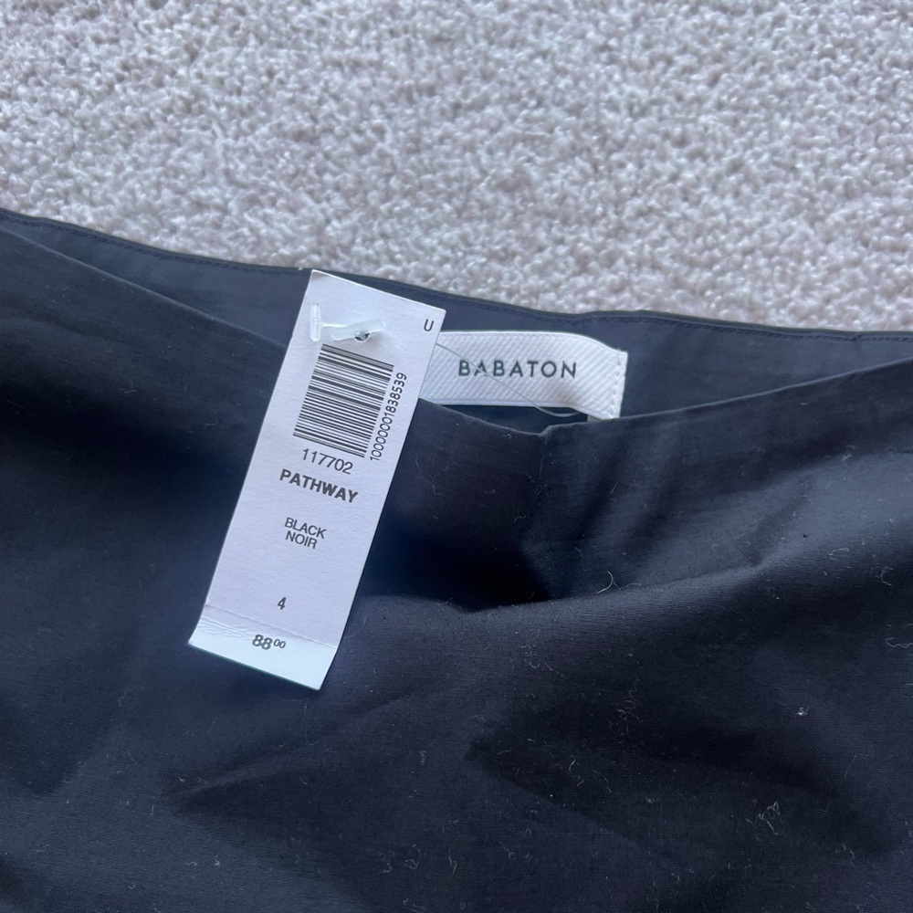 *NEW w Tags* Babaton - Size 4 - Black Skirt